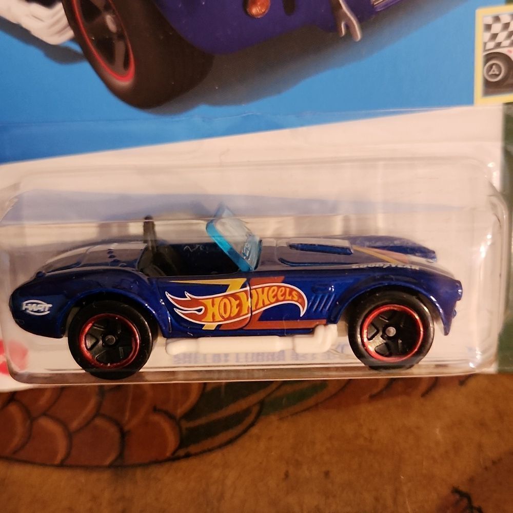 Shelby Cobra 427 S/E Hot Wheels Car 2021 NIP